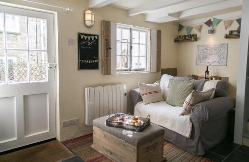 Mousehole House | Molly Muppet