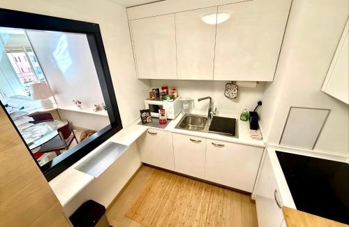Fontvieille Apartment | Monaco, elegant & quiet renovated apartment, in Fontvieille district, with terrace & pool, 15min walk to Port Hercule