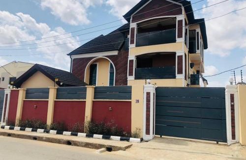 Ojokoro Apartment | Montrose Gardens