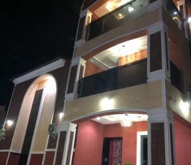 Ojokoro Apartment | Montrose Gardens