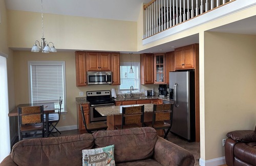 Ogunquit - Wells House | Moody Maine Beautiful 3 Bedroom Home Walk to Beach Restaurants & Trolley Line