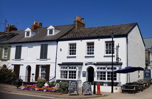Instow Apartment | MOORINGS VIEW APARTMENT AT INSTOW WATERSIDE VILLAGE