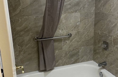 Beaumont Hotel | Motel 6 Beaumont, TX