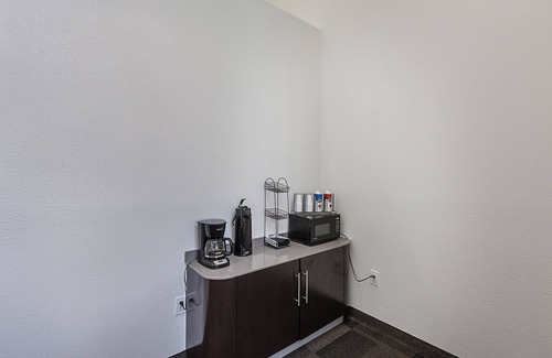 Bedford Hotel | Motel 6 Bedford, TX - Fort Worth