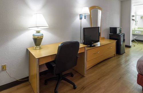 Groton Hotel | Motel 6 Groton, CT—Casinos Nearby
