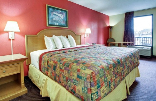 Laurel Hotel | Motel 6 Laurel, MS