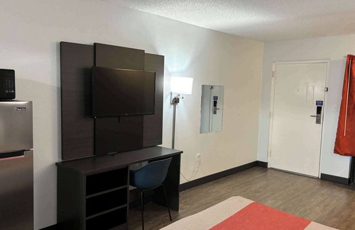 MacClenny Hotel | Motel 6 Macclenny, FL