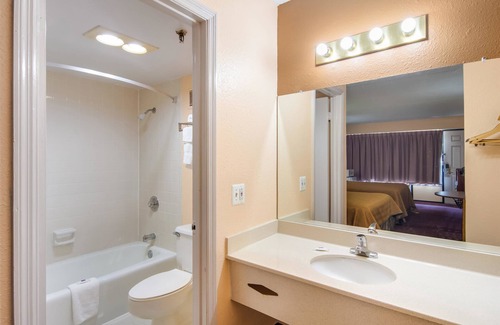 Macon Hotel | Motel 6 Macon, GA