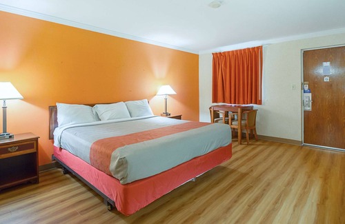 Mechanicsburg Hotel | Motel 6 Mechanicsburg, PA - Harrisburg West