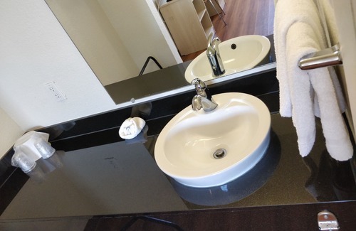 North Richland Hills Hotel | Motel 6 North Richland Hills, TX