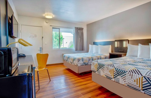 Salem Hotel | Motel 6 Salem, OR - Expo Center