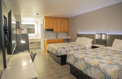 Soledad Hotel | Motel 6 Soledad, CA