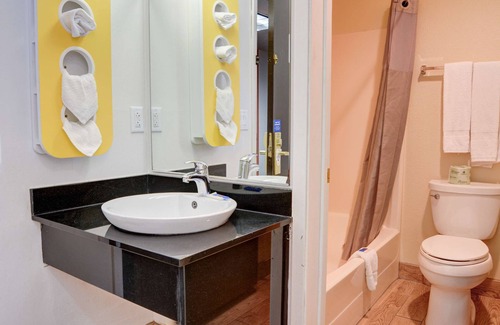 The Dalles Hotel | Motel 6 The Dalles, OR