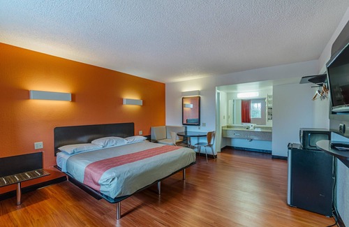 Winchester Hotel | Motel 6 Winchester, VA