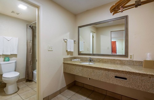 Winnie Hotel | Motel 6 Winnie, TX