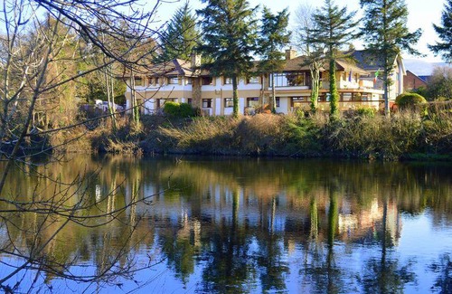Killarney House | Motel ∙ 8 guests
