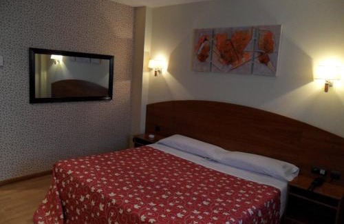 Cabezon Hotel | Motel Emporio
