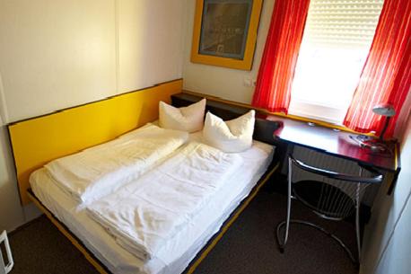 Dettelbach Hotel | Motel Pelikan
