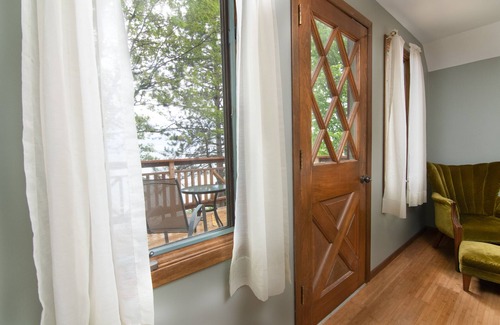 Madeline Island House | Motisi's Sandy Beach