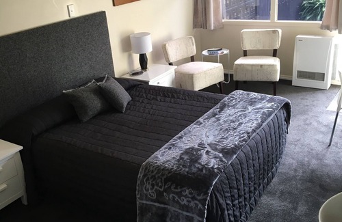 Hawera Hotel | Mount View Motel