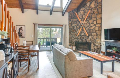 Sunriver Apartment | Mountain-View Condo Walk to Sunriver Resort