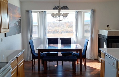 Galeton House | Mountain View on Golf Course