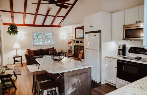 Huddleston House | Mountain View, waterfront, large quiet cove, gentle lot, covered dock & deep H2O