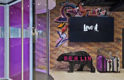 Gesundbrunnen Hotel | MOXY Berlin Humboldthain Park