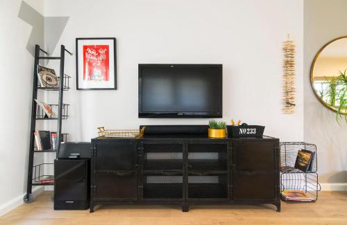 Tel Aviv Apartment | Mr Allenby By TLV2GO