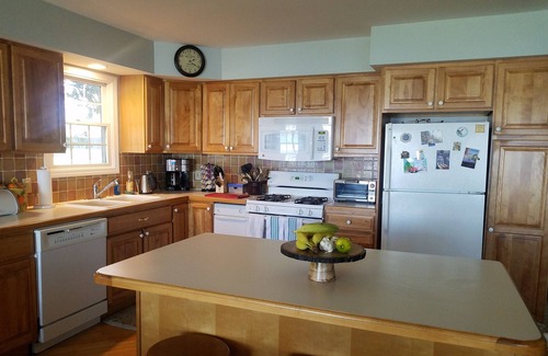 Indian River Cottage | Mullett Lake, Grandview Beach Lakefront Beauty