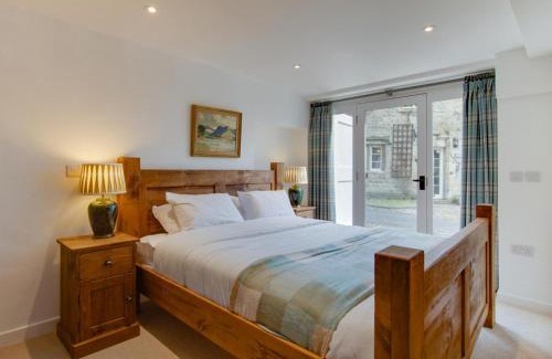 Buckden House | Mullions Nook