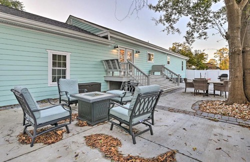 Garden City House | Murrells Inlet Home with Fire Pit Near Beaches