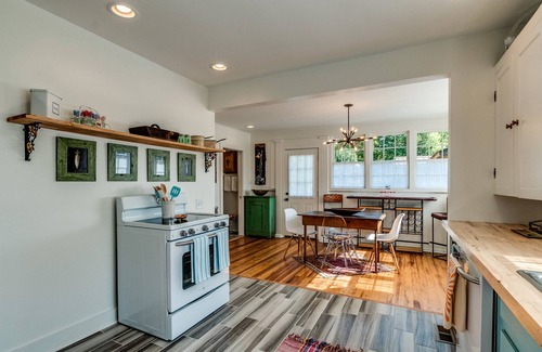 Glencliff House | Music City Roost~Nashville Style~ 10 min from Downtown & Music Row!~