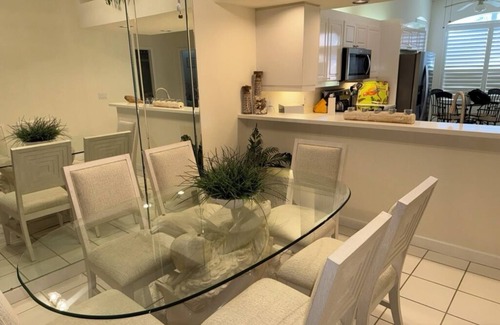 Naples Condo | Must see! Falling Waters, Naples, Florida. 500.00 Jan 2026 discount when booked