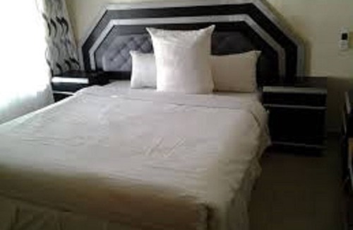 Ndola Cabin | Muuka Gaderns lodge