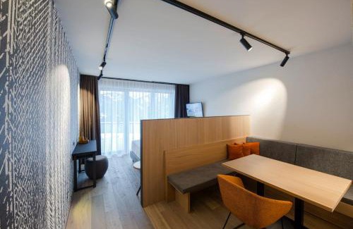 Fiss Hotel | Nagalu