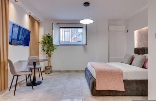 Petralona Apartment | Nancys studio at metro Petralona