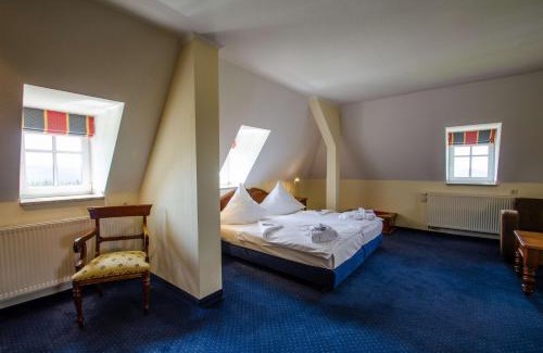 Oberwiesenthal Hotel | Naturhotel Sachsenbaude Oberwiesenthal - Indoor-Pool & Outdoor-Whirlpool