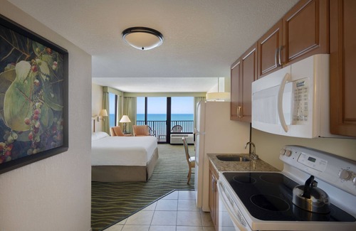 South Peninsula Historic District Hotel | Nautilus Inn