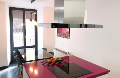 Old Town Apartment | Navarro Suite Pamplona - Family Management