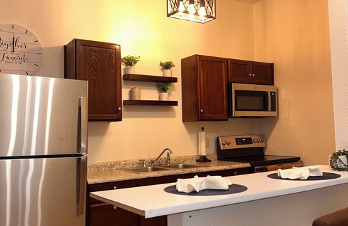 South Louisville Apartment | Near Downtown & Attractions, Airport, Spacious, The Green House Unit B