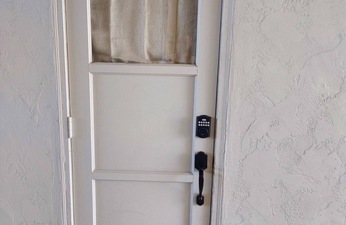 Fairmount Park House | Near downtown. Building with AC and WiFi in cool San Diego