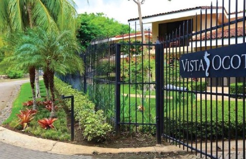 El Ocotal House | Near the Beach Vacation Villa in Playa Ocotal.