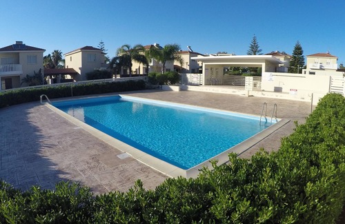 Pervolia Villa | Near the beach villa at Faros beach, communal pool