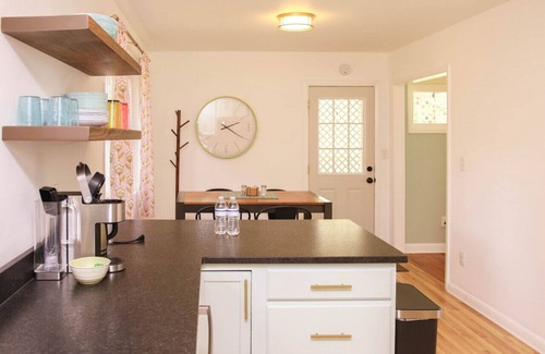 Sans Souci House | Neat & Sweet Home: Furman 5 mins