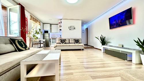 Palanga Apartment | NeriesResort 3 Rooms Suite iN Centrum