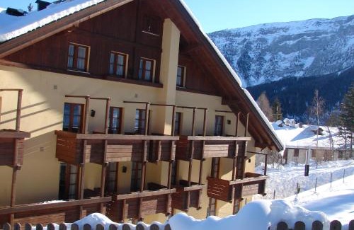 Folgarida Resort | Nevesole Folgarida Resort Aparthotel