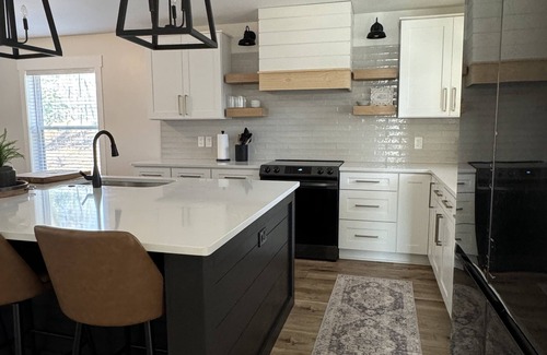 Mears Cabin | New and clean cozy up north cabin!