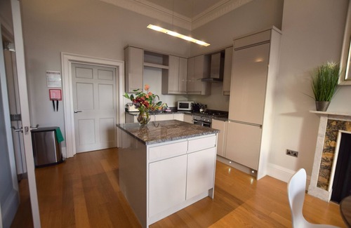 Upper Town Apartment | New Brunswick - Recently refurbished, contemporay and stylish two bedroom apartment