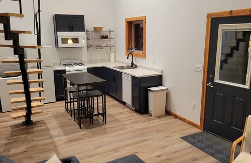 Ketchikan Cabin | New build, private, 2-bedroom cabin tucked into the woods